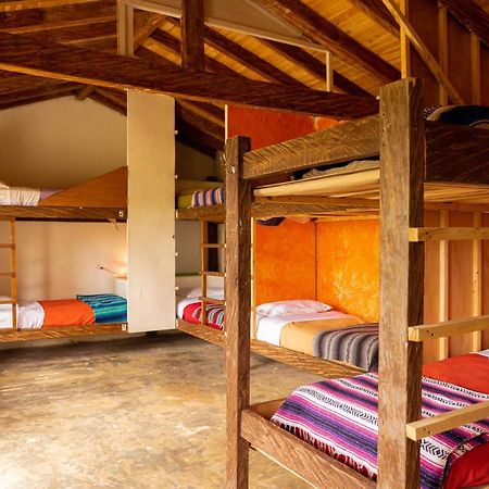 Bacoa Hostel Гуатапе Экстерьер фото