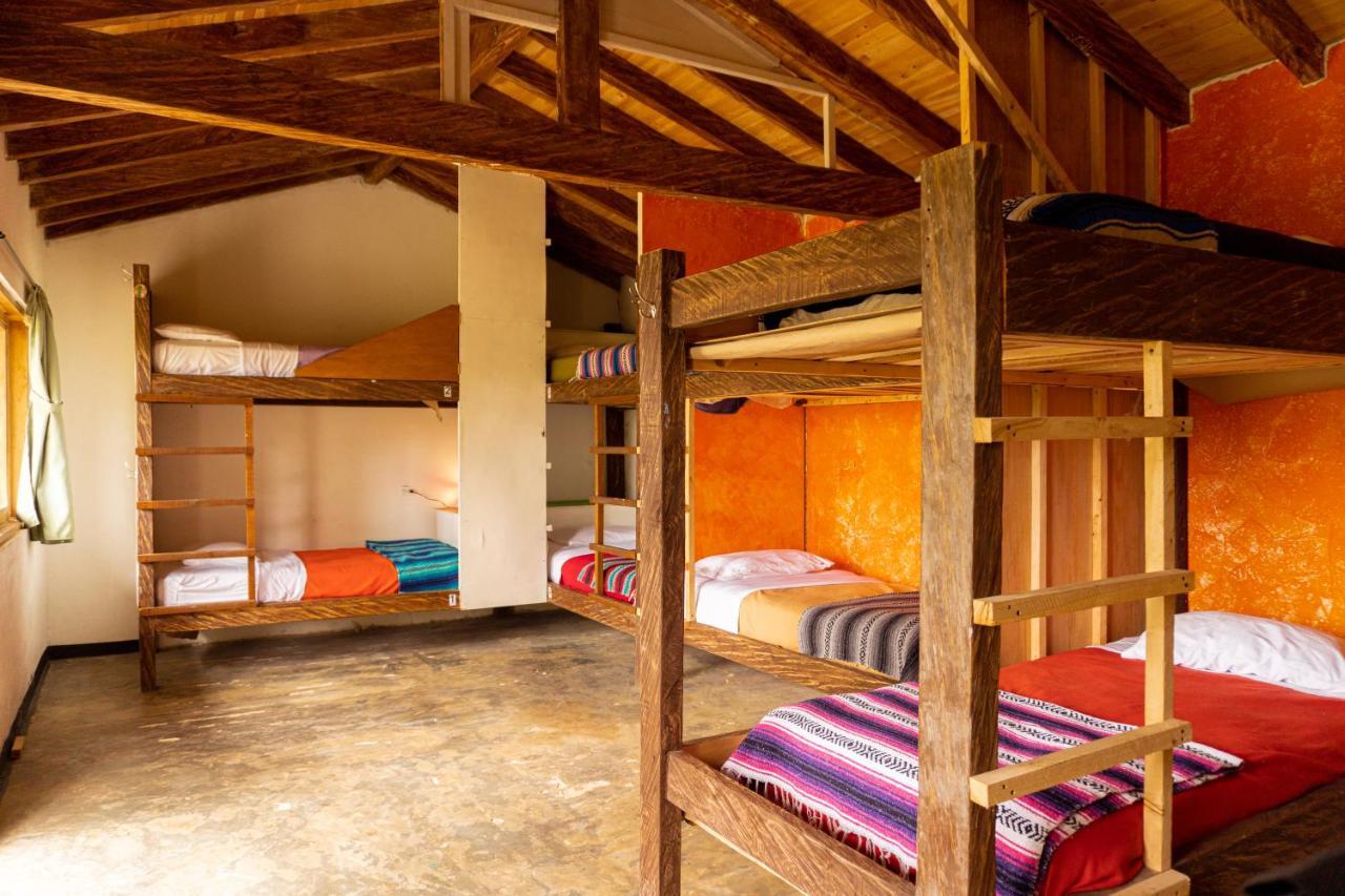 Bacoa Hostel Гуатапе Экстерьер фото